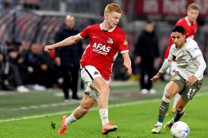 記者：紐卡、皇馬、巴薩、拜仁有意阿爾克馬爾19歲中場斯米特