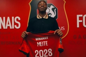 斯基拉：米蘭球探考察雷恩18歲前鋒梅特，本賽季2球2助