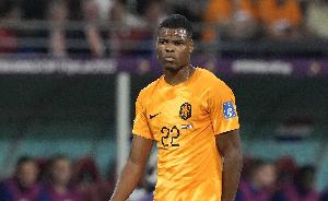 科曼表示，俱樂部方面決定召回鄧弗里斯，而球隊(duì)原本的意圖是希望將所有球員都留在隊(duì)內(nèi)。