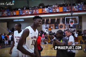 這是什么怪物？慢鏡頭看這記“死亡”隔扣！飛的有夠遠的！